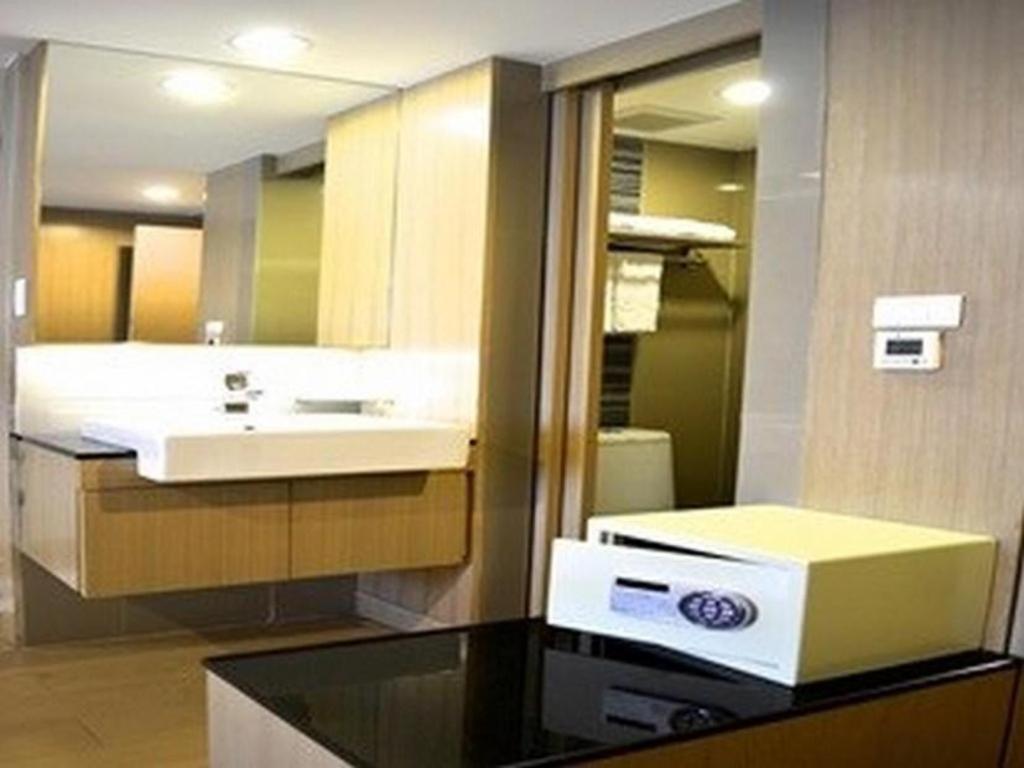 A-One Motel Бангкок Екстер'єр фото