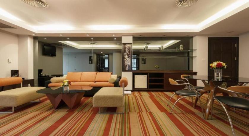 A-One Motel Бангкок Екстер'єр фото